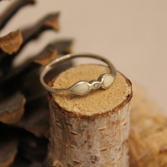 Silver Ring with Cream Stones - Picture 1 of 5